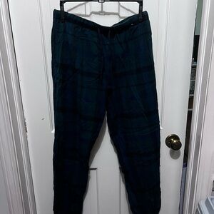 Stars Above Black and Green Sweatpants Joggers